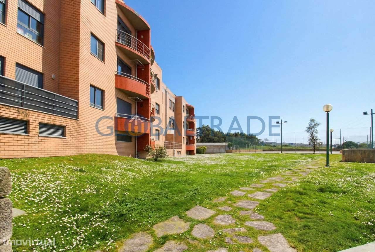 Apartamento T3 Renovado - Condomínio Fechado em Rio Tinto-37