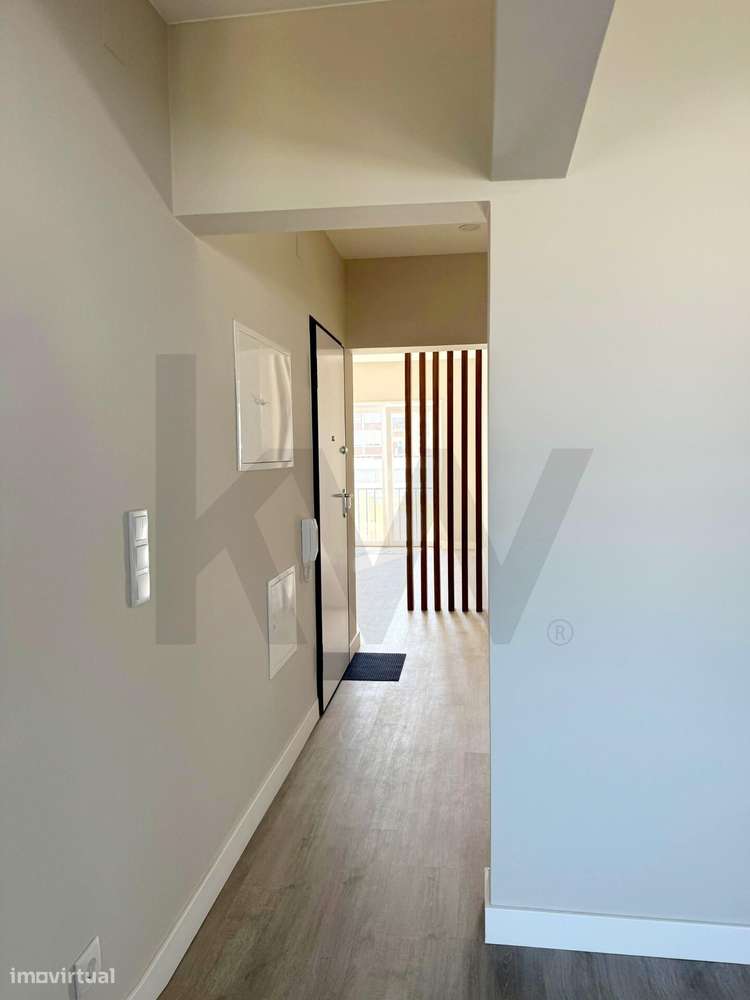 Venha conhecer este apartamento T3 totalmente renovado e localização p - Grande imagem: 5/30