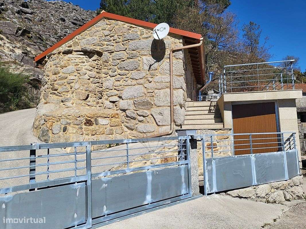 Moradia T1 para venda - Grande imagem: 2/29