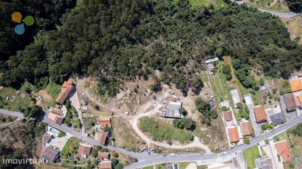 Terreno com 11.500 m² e Elevado Potencial de Construção junto ao rio T-4