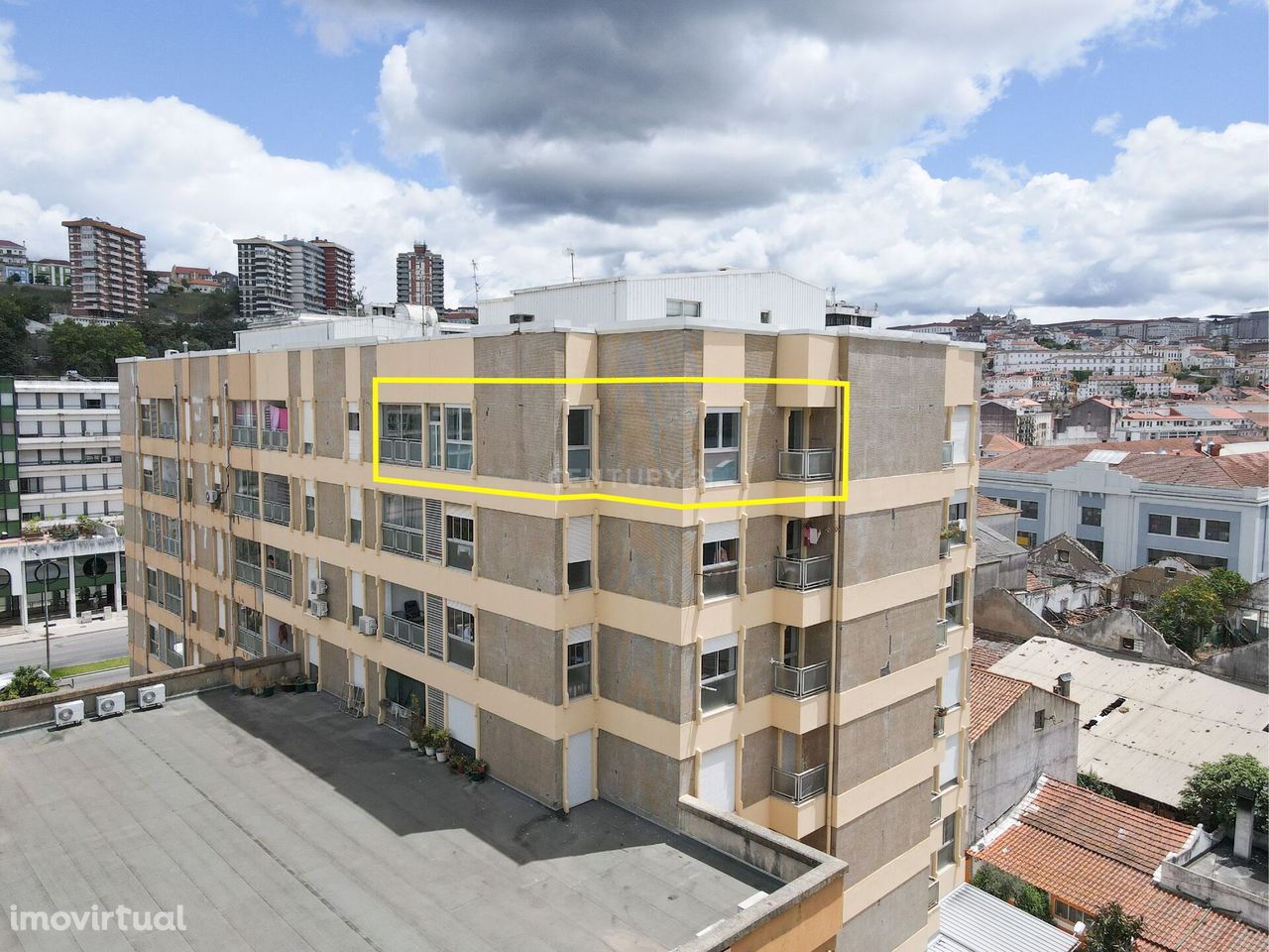 Apartamento T4  todo remodelado na avenida Fernão Magalhães , Coimbra