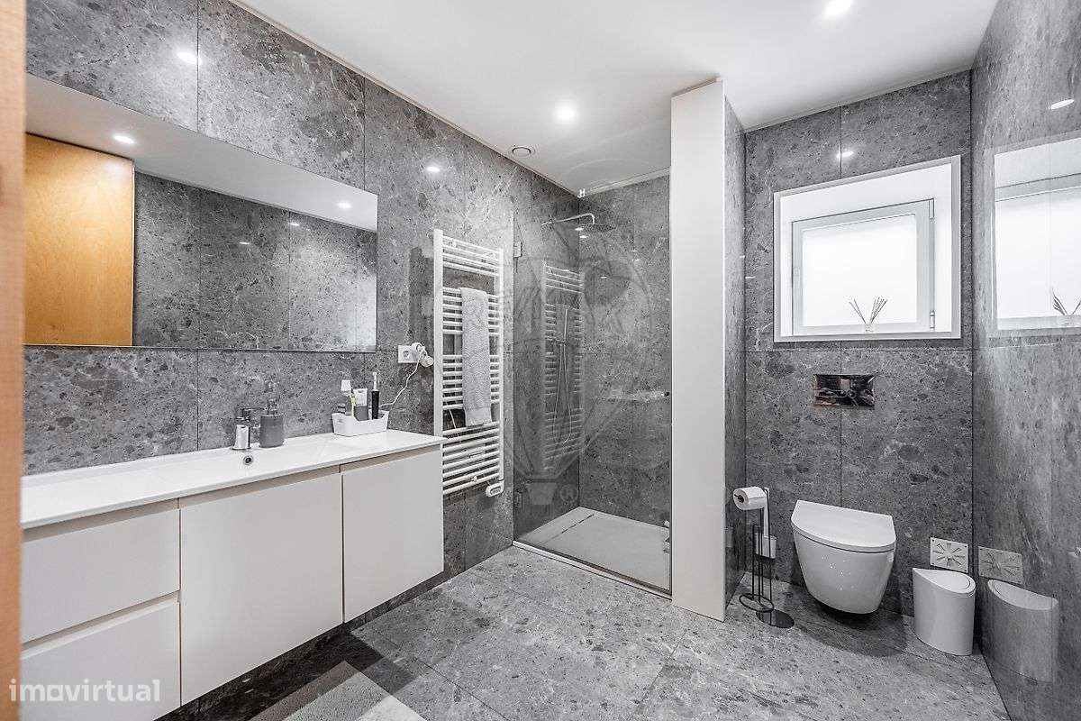 Moradia T4 para venda-18