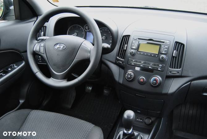 Hyundai I30 1.6 CRDi Comfort - 11