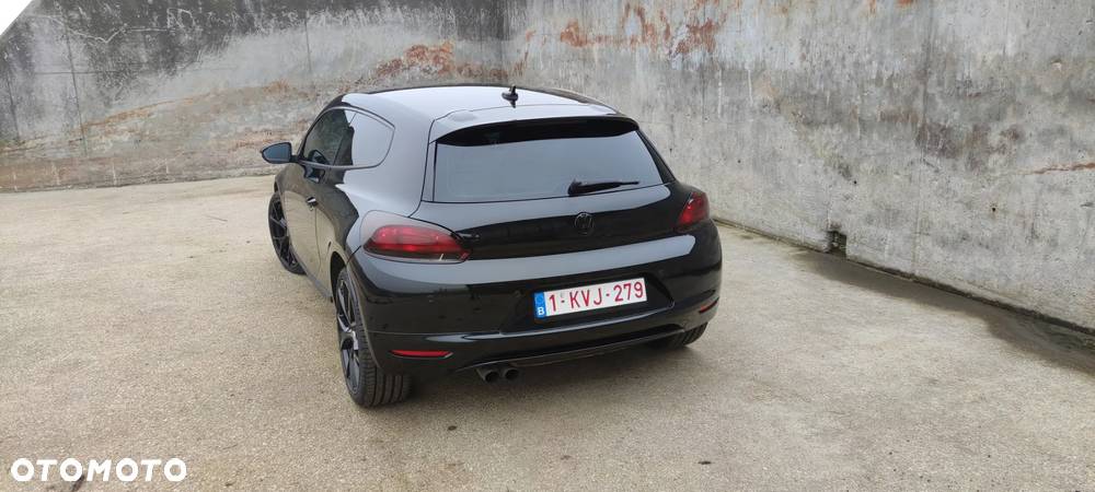 Volkswagen Scirocco 2.0 TDI - 13