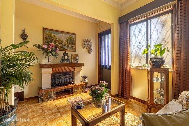 Moradia T4 para venda em Oliveira do Douro - Grande imagem: 2/23