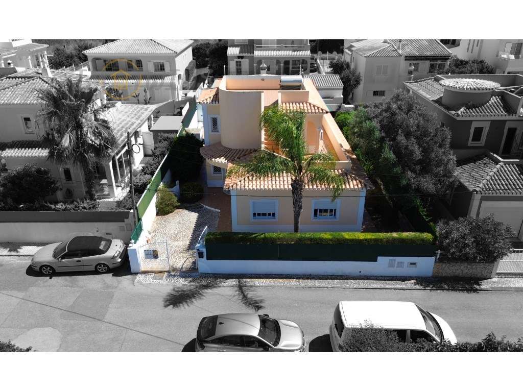 Moradia com piscina e jardim em Carvoeiro - Grande imagem: 4/42