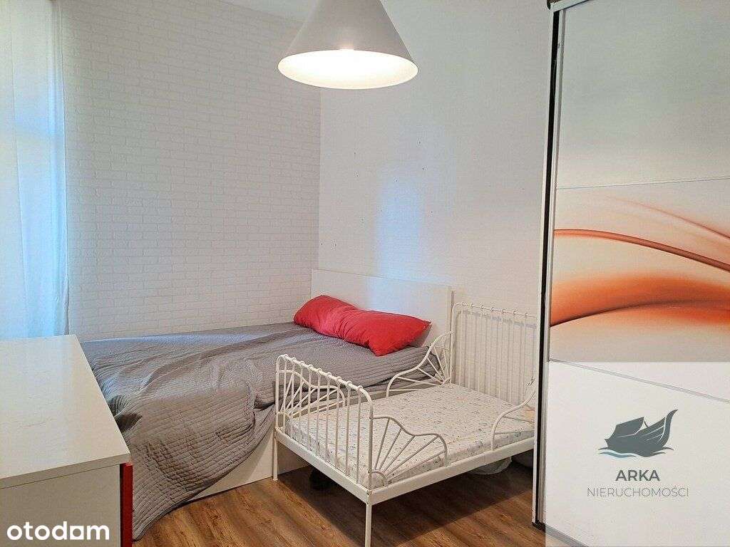 trzy duże pokoje w klimatycznej kamienicy-3