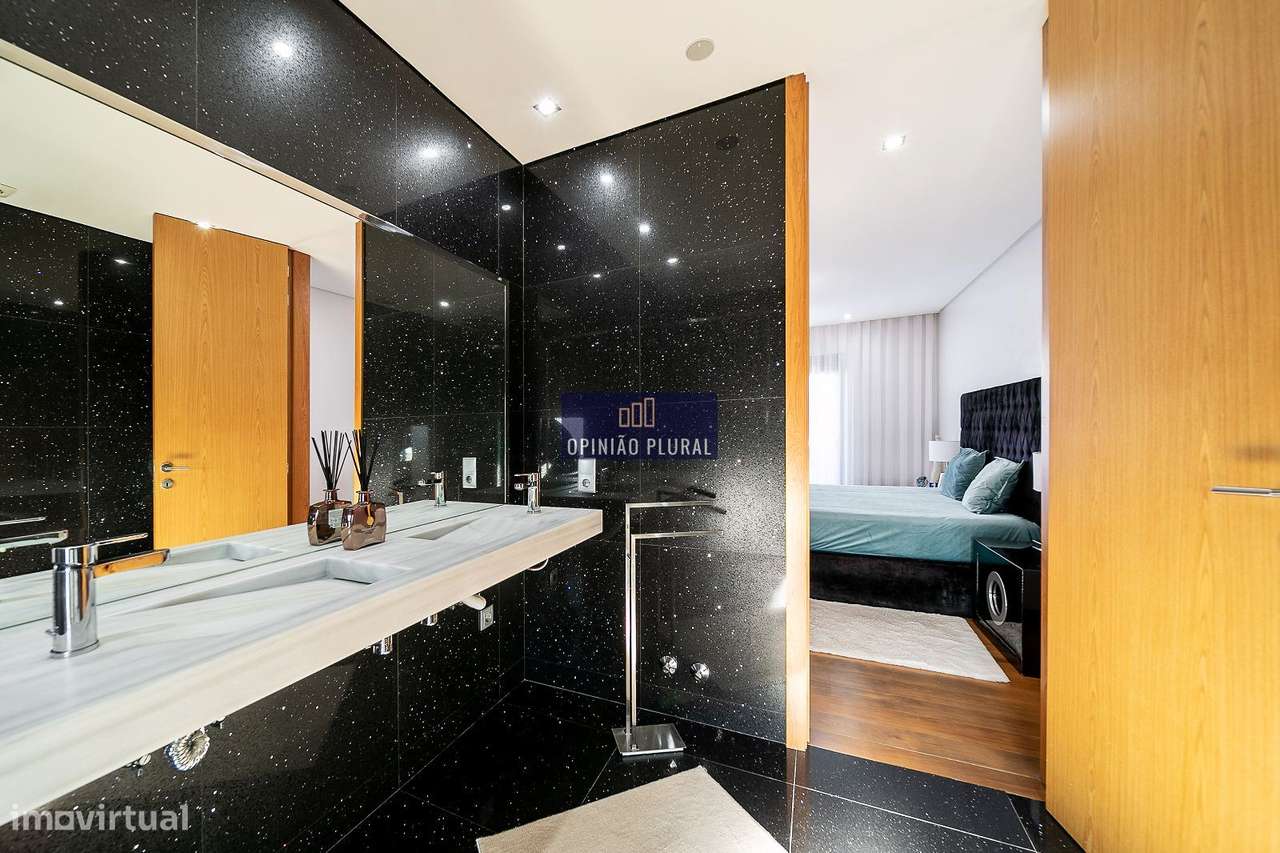 Moradia T4 de Luxo com Piscina  Arcozelo Vila Nova de Gaia-19