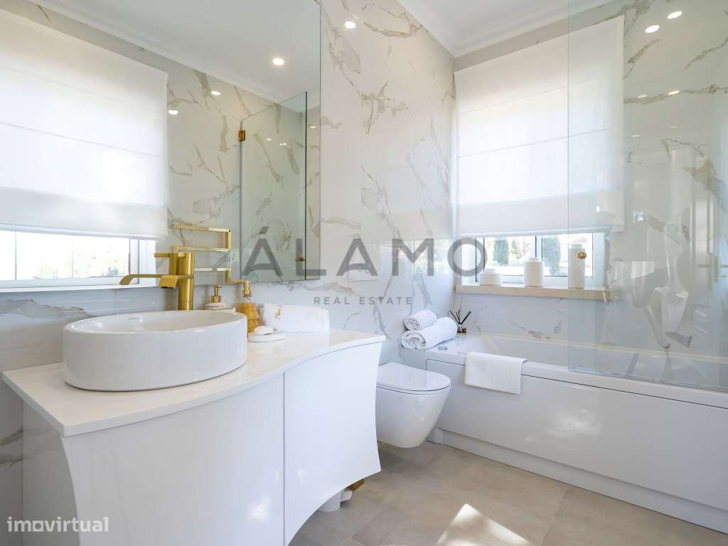 Classe e Luxo, moradia de 4 Quartos na Quinta do Lago-9