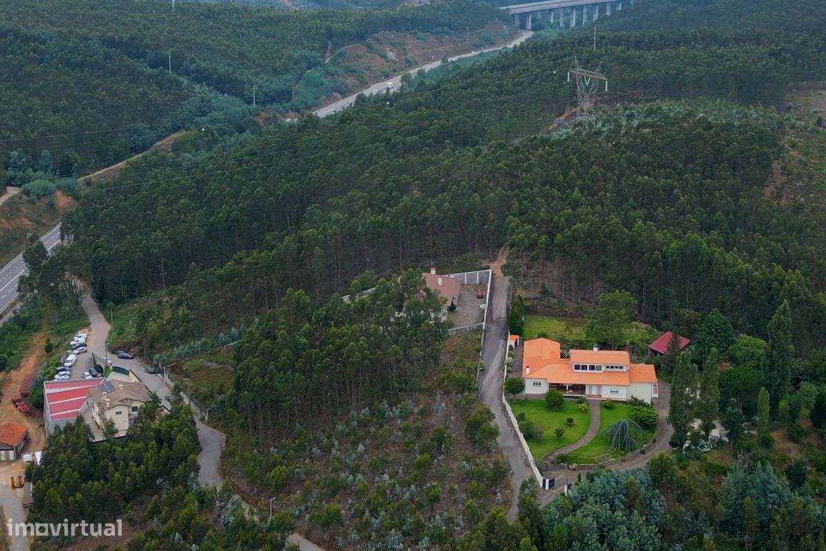 Moradia T4 para venda-29