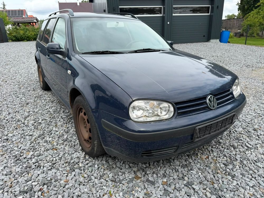 Volkswagen Golf IV (1997-2006) 2001