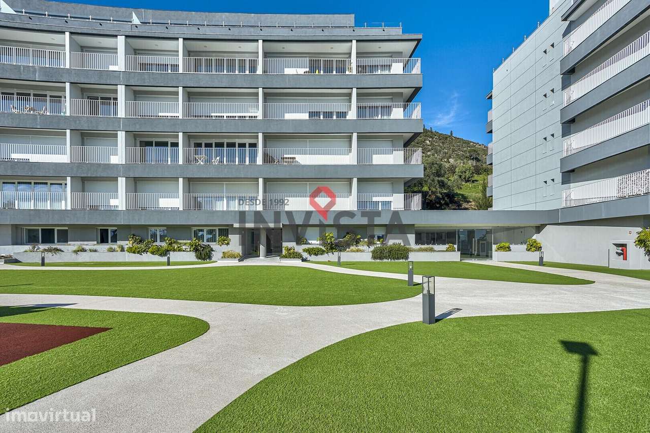 Apartamento T3 como novo, no Condomínio VilaViva-37