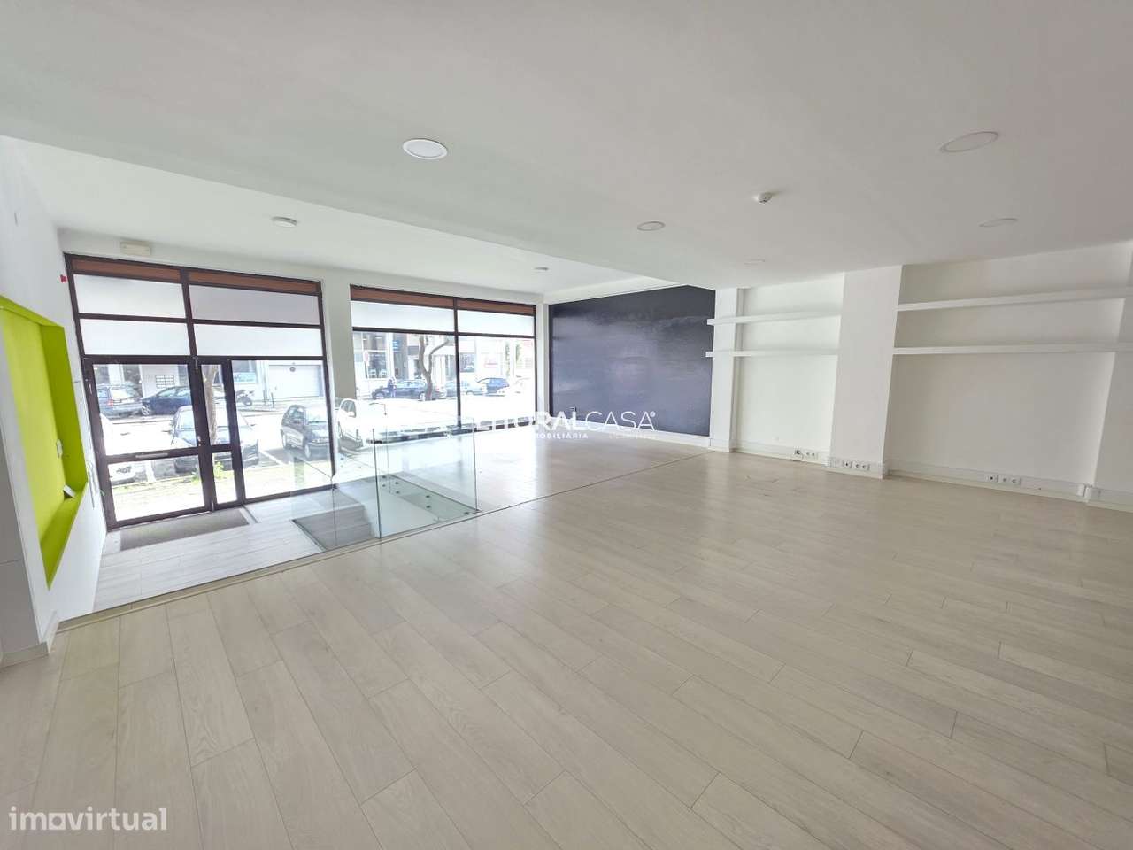 Loja para Comércio com 220 m2-6