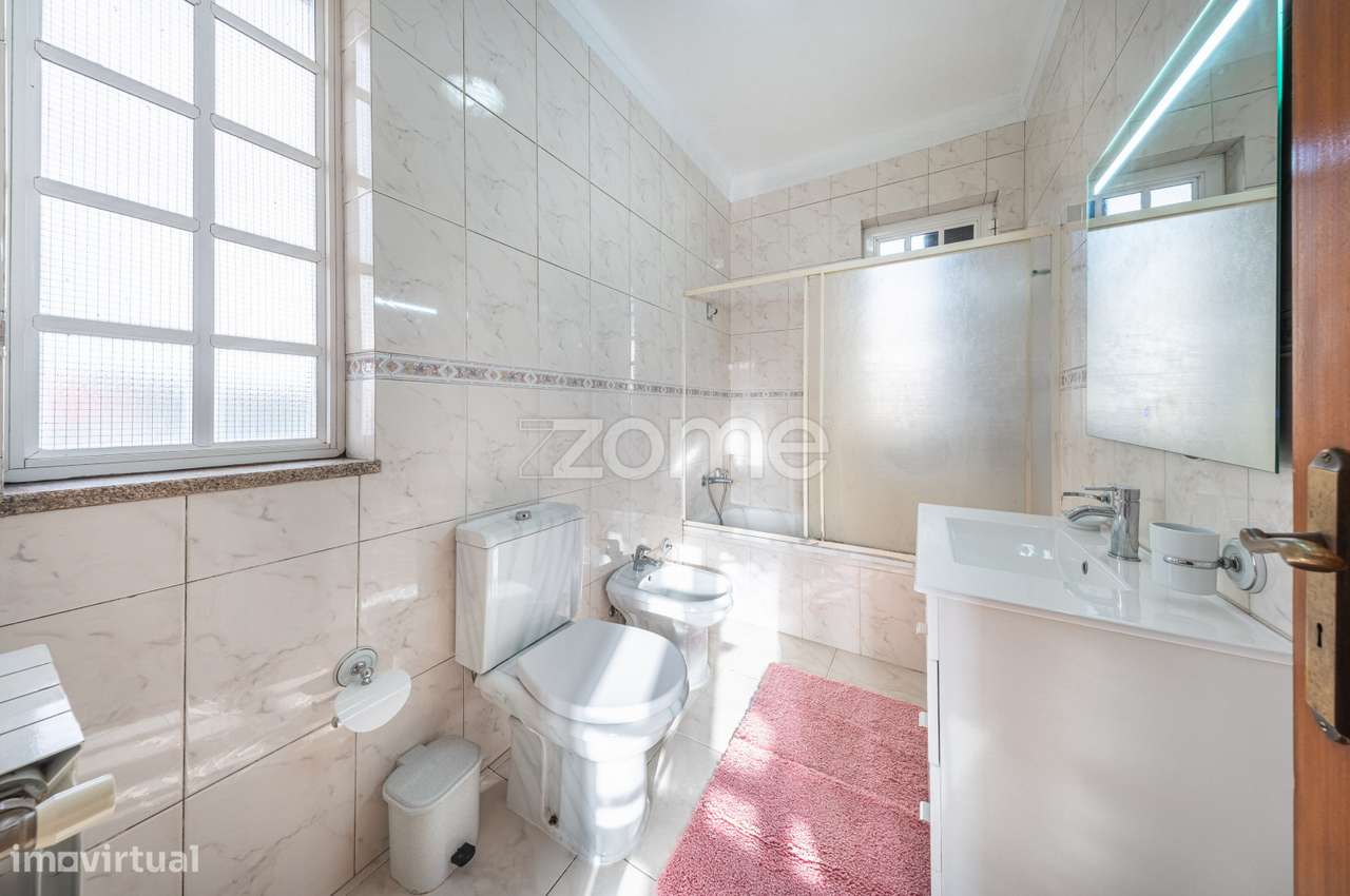 Moradia T3 com lote terreno 1468 m2 em Ponte da Barca-24