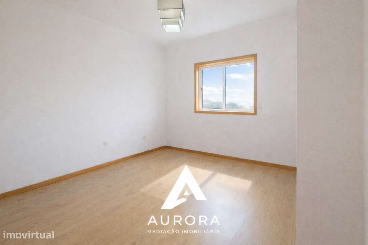 Apartamento T3 Venda em Oliveira de Azeméis, Santiago de Riba-Ul, Ul,-18