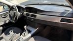 BMW 320 d Touring Dynamic - 17