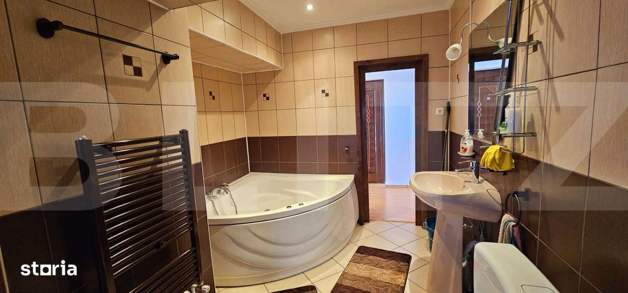 Apartament ultracentral, spatios, cu priveliste panoramica - Imagine principală: 4/10