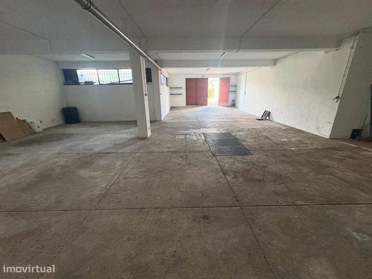 OPORTUNIDADE - Garagem / Armazém-7