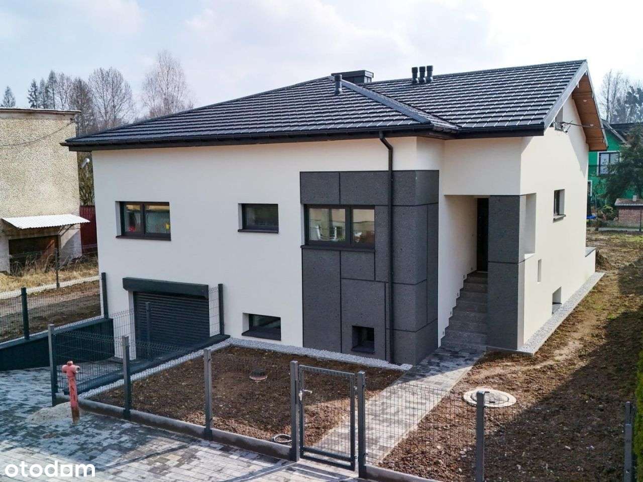 Nowoczesny dom po generalnym remoncie 210 m²