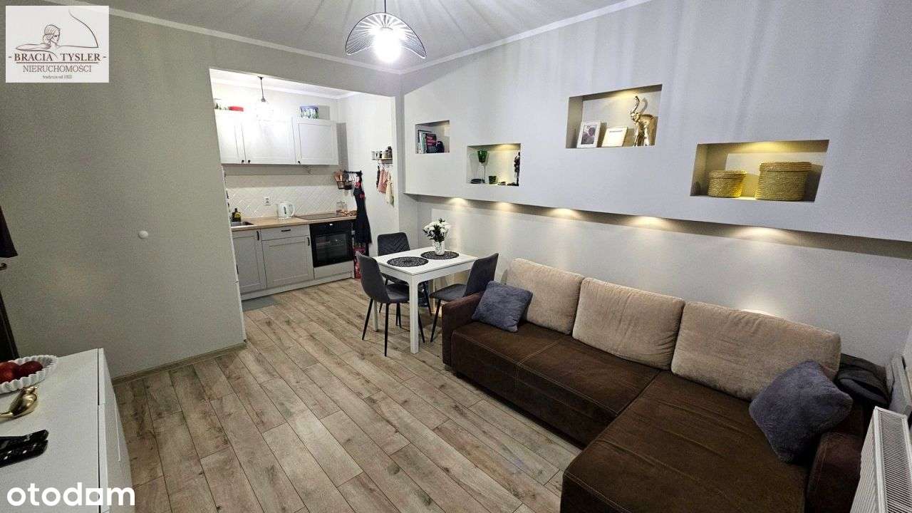 Apartament 3 piętro Balkon 2 pokoje 6 Planet 2010r-2