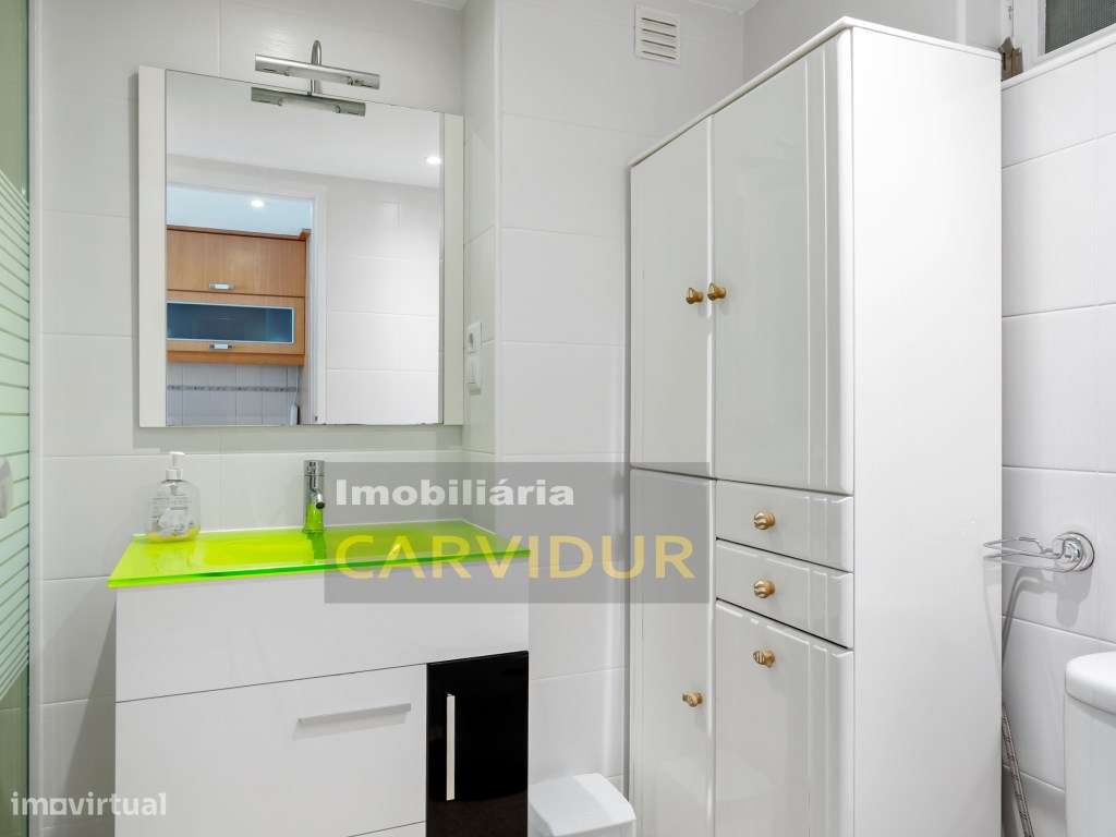 Apartamento T0 debruçado sobre a Baía de Sesimbra,Vista de Mar Exce...-15