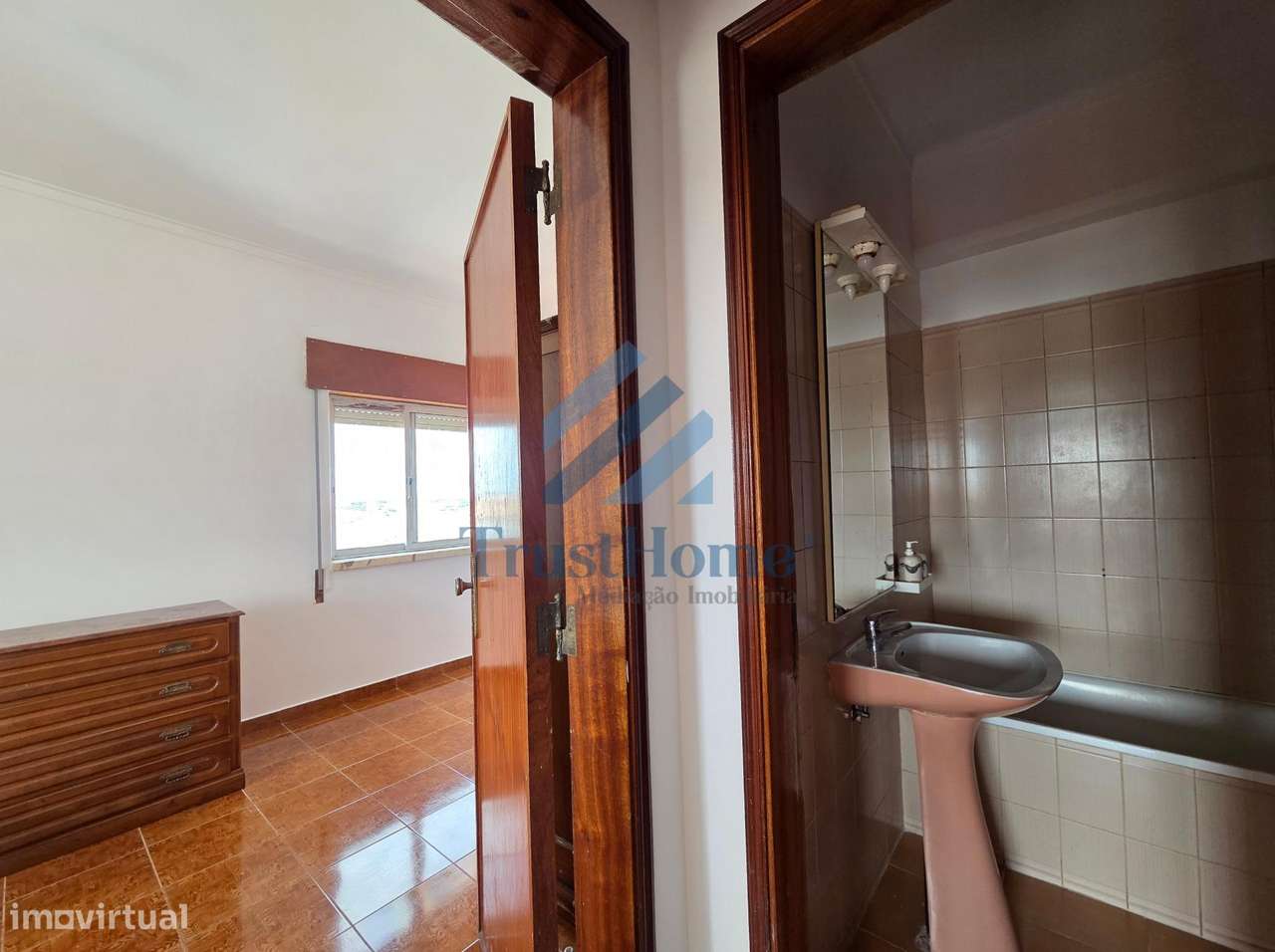 T2 no centro da Arrentela perto da Baia, a 2,5km da estação de...-15