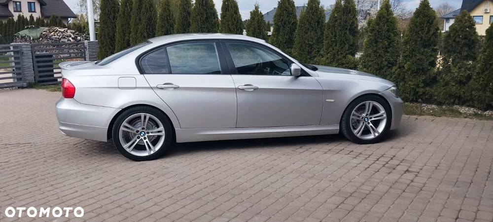 BMW Seria 3 320d - 6