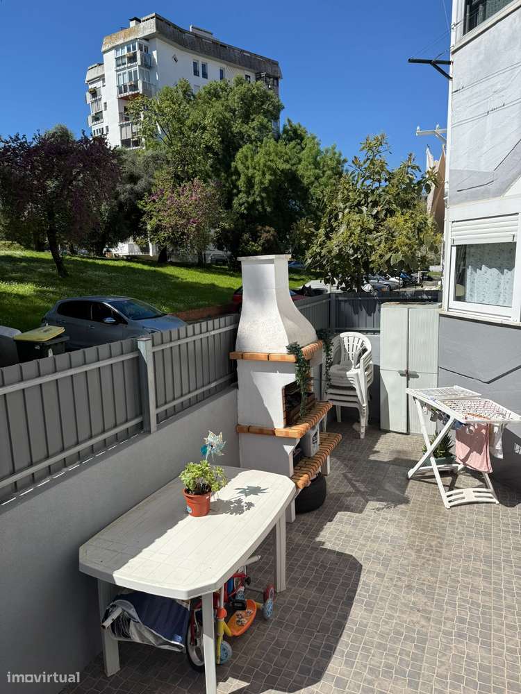 Apartamento T2 Olivais-18