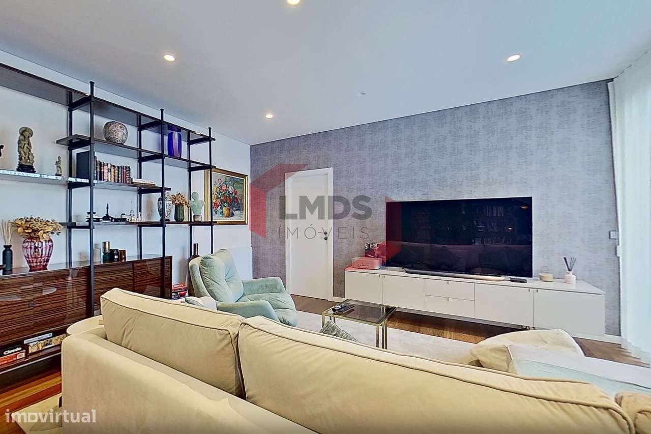 Moradia T3 - Renovada e Ampliada em 2018 – Serralves-2