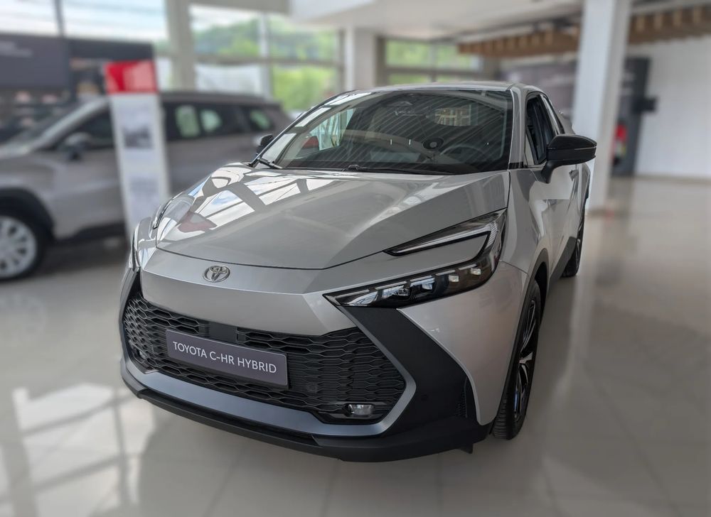 Toyota C-HR 2.0 HEV 197 CP 4x2 CVT Dynamic 2025