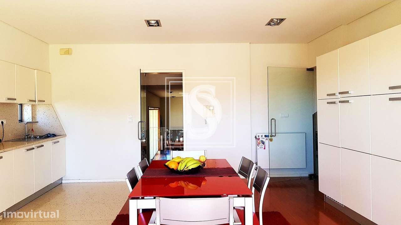 Moradia T4 em Carreço, com piscina e garagem - Grande imagem: 5/27