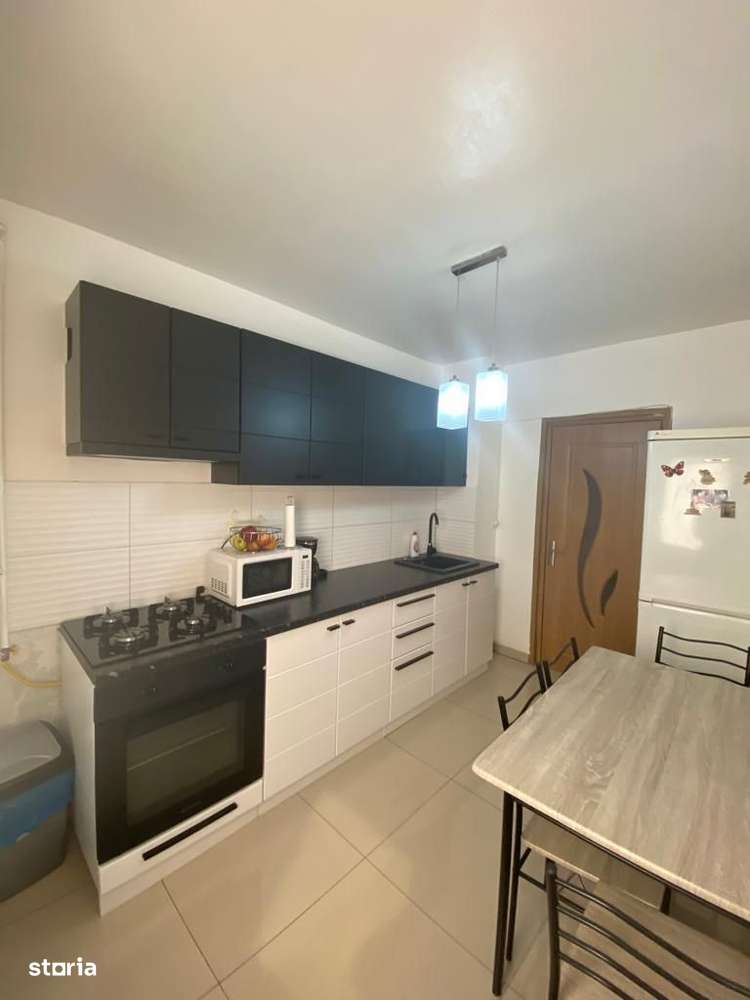 Doua camere decomandate, etajul 2-5