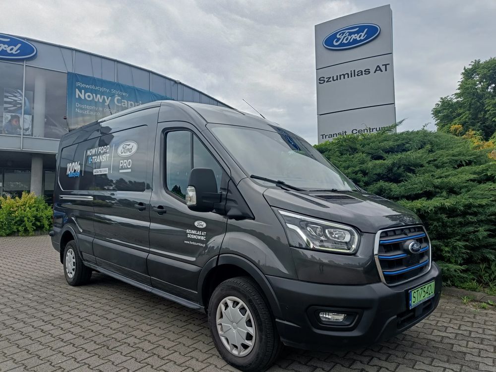 Ford Transit 2023