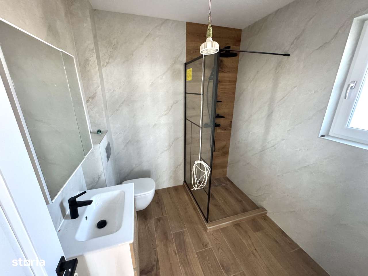 CANALIZARE! Incalz in pard! Vila 4 camere, Valea Lupului - Imagine principală: 5/9