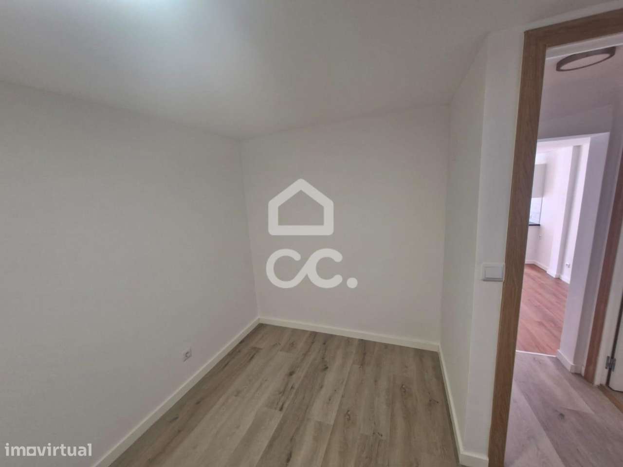 Moradia T2 Renovada no Dominguizo, Covilhã – Pronta a Habitar! - Grande imagem: 4/11