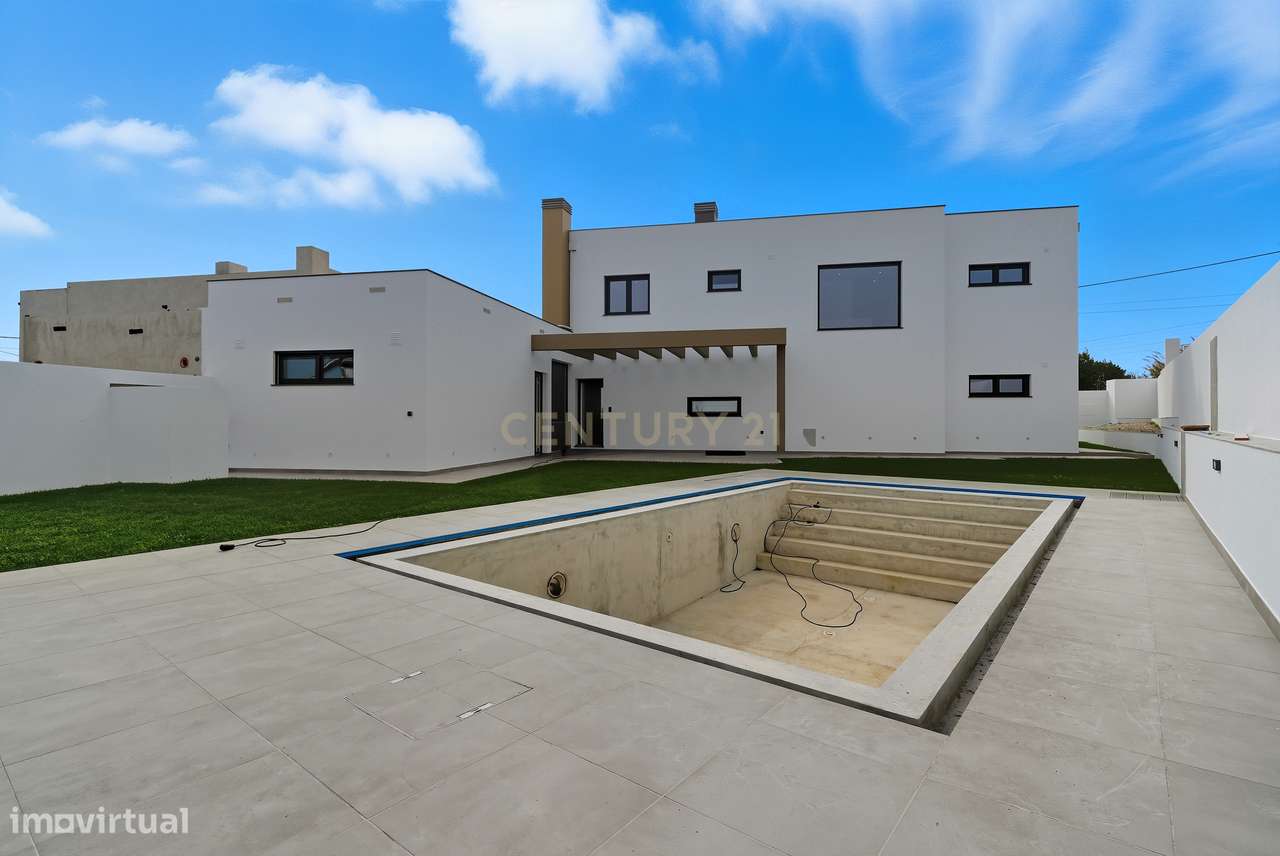 Luxuosa Moradia T4 com Vista Mar em Silveira, Torres Vedras-45