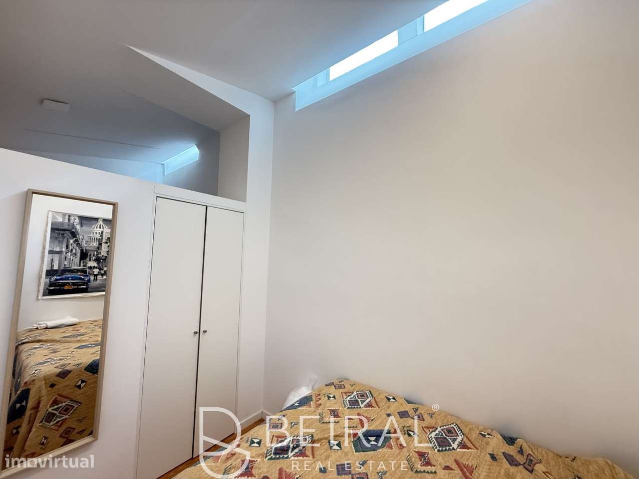 Espaço comercial espaçoso e luminoso no centro de Lisboa-51