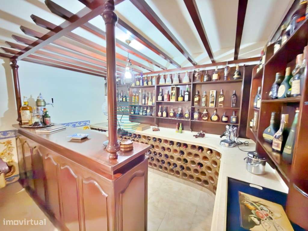 Moradia V5 com terreno com 2075m2, vista de mar-58