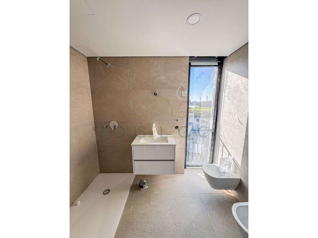 Apartamento T1+1 em São Mamede de Infesta-6