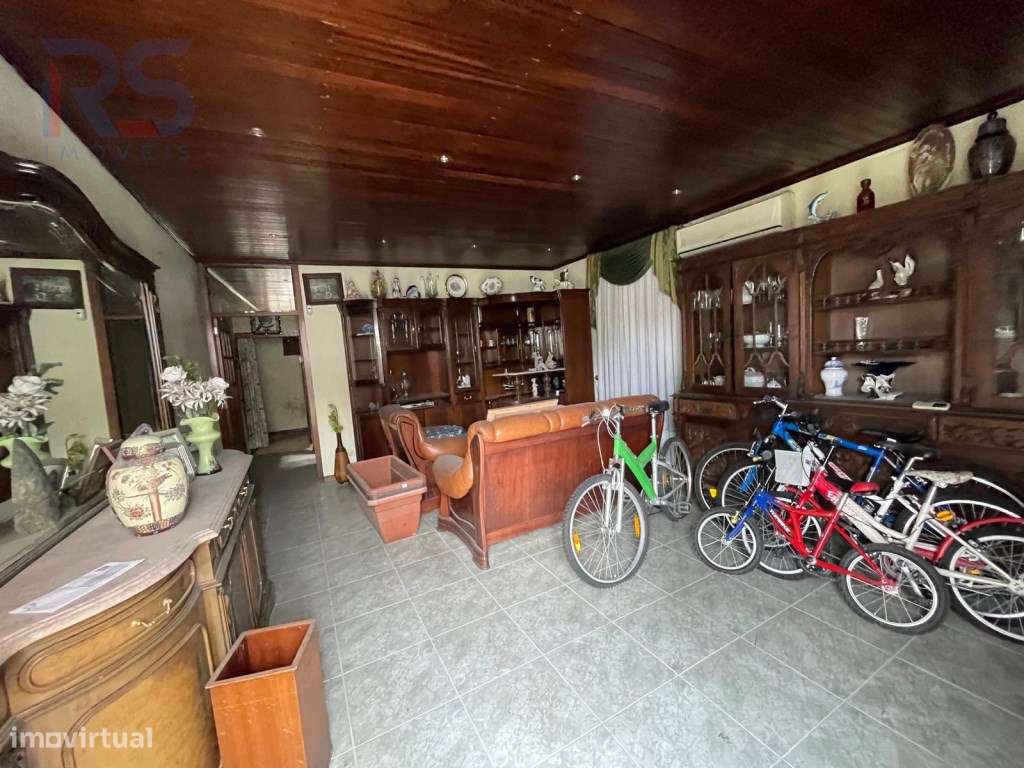 construção 3 pisos e recuado-12