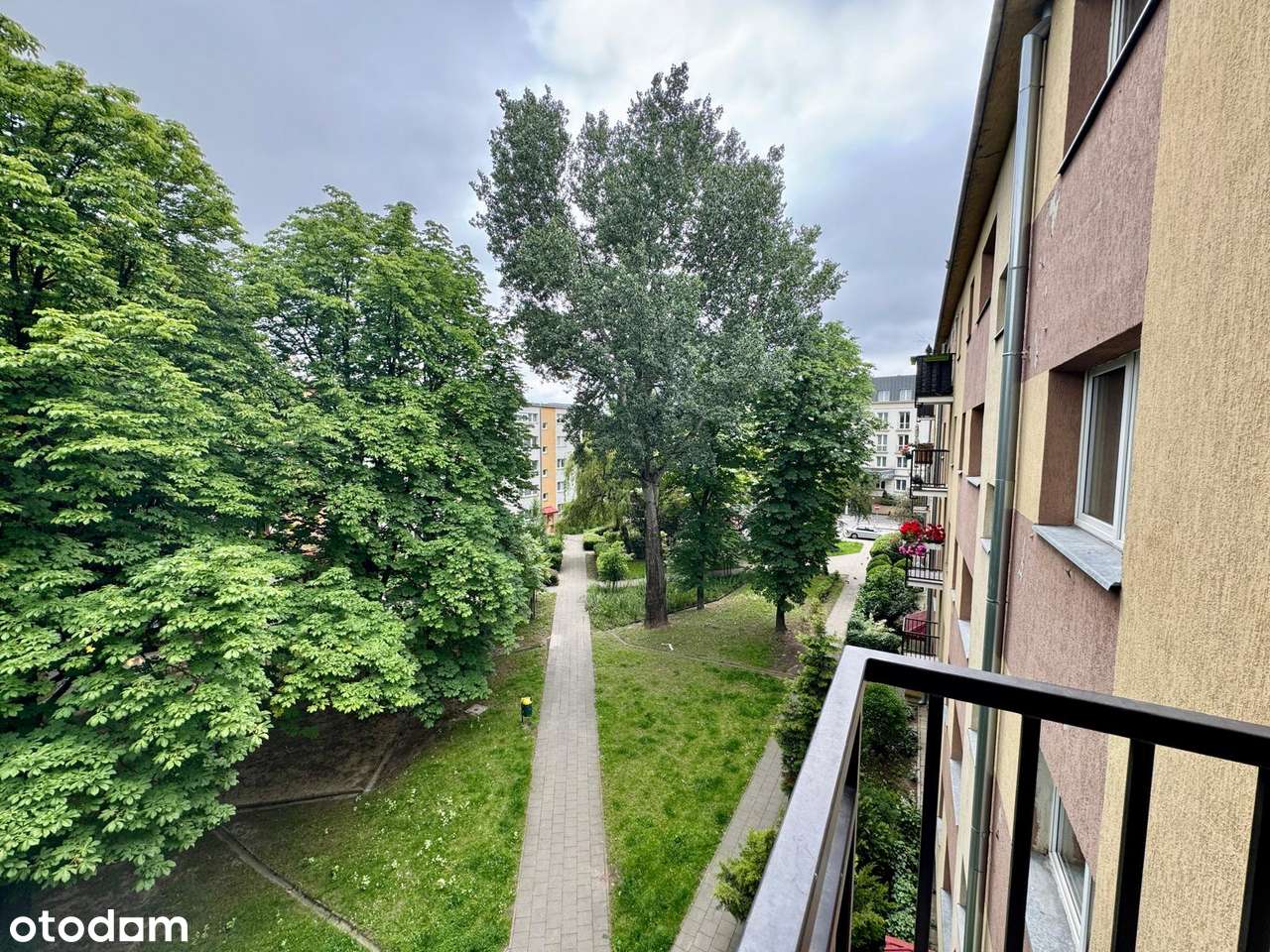 3-pokojowe – Aleja Krakowska-9