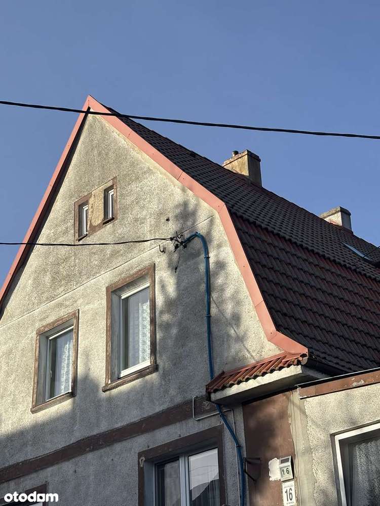 Okazja! Samodzielna góra domu, ładna działka,kameralne miejsce.-13