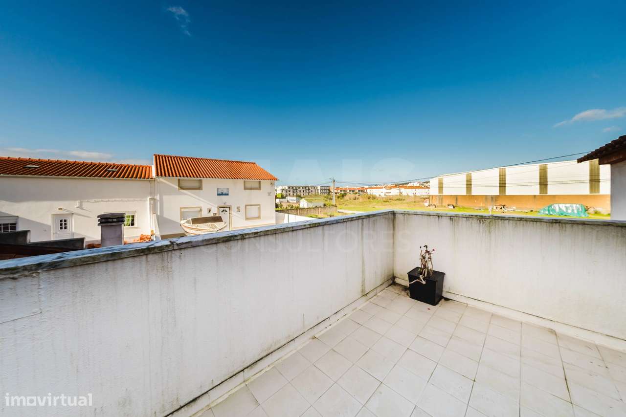 Moradia T1+3 na praia de São Martinho do Porto-19
