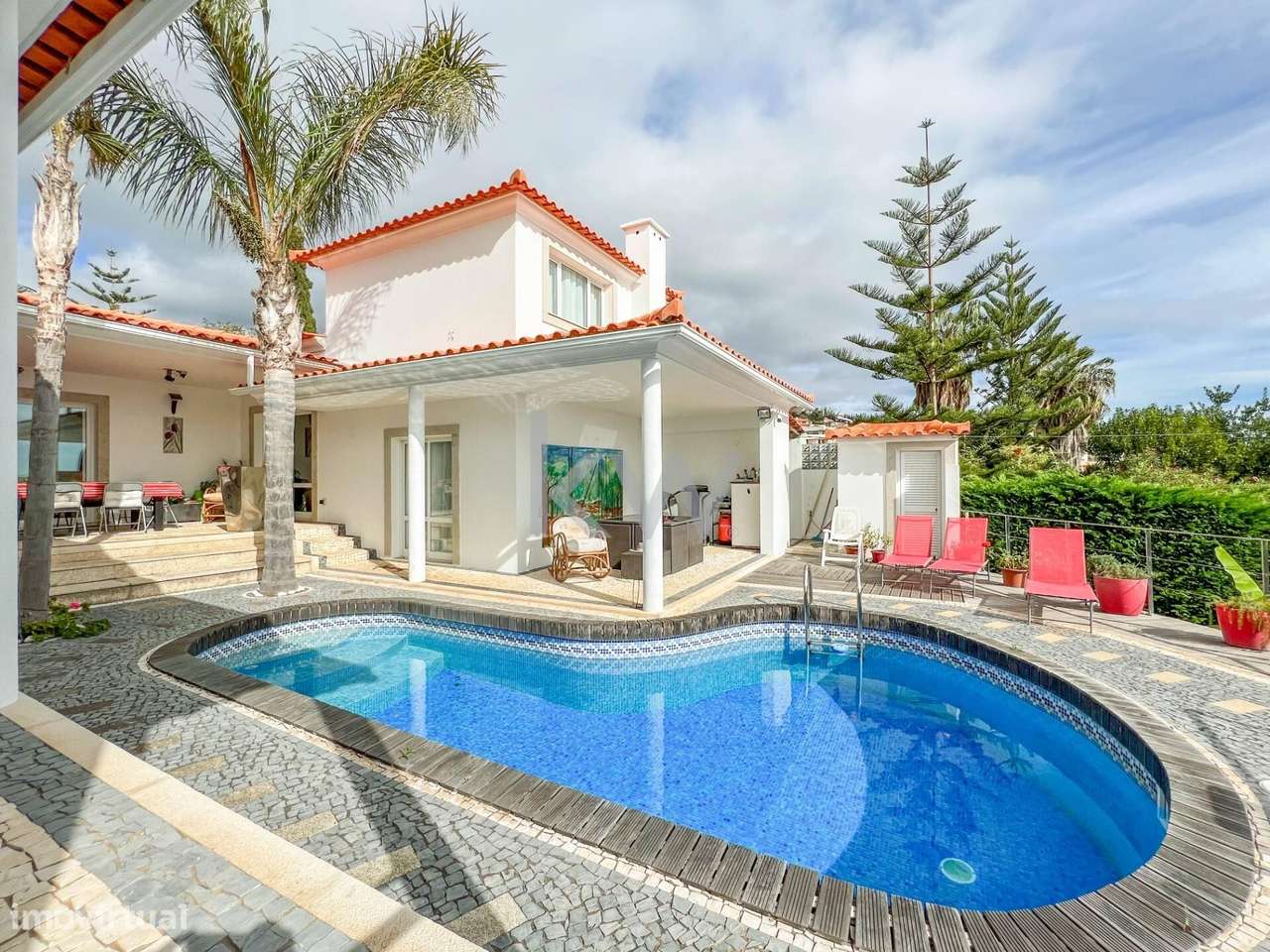 Moradia T3 com piscina no Garajau - Grande imagem: 2/46