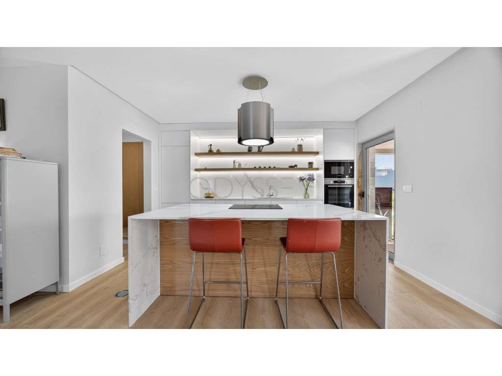 Elegante Villa de 3+1 Quarto com Jardim, Piscina e Vista para o Mar... - Grande imagem: 5/30