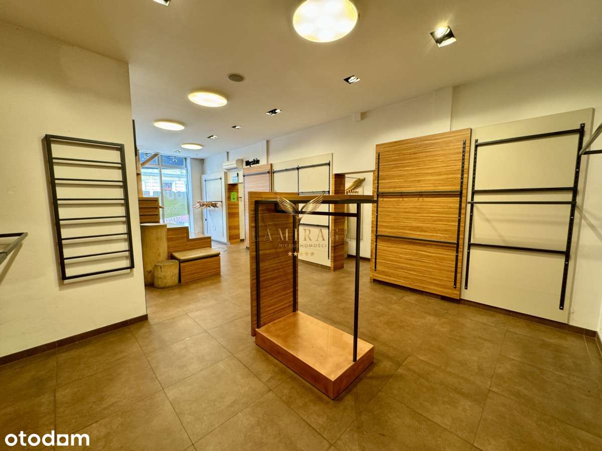 Lokal z witryną przy Placu Grunwaldzkim - Pełny obrazek: 2/10