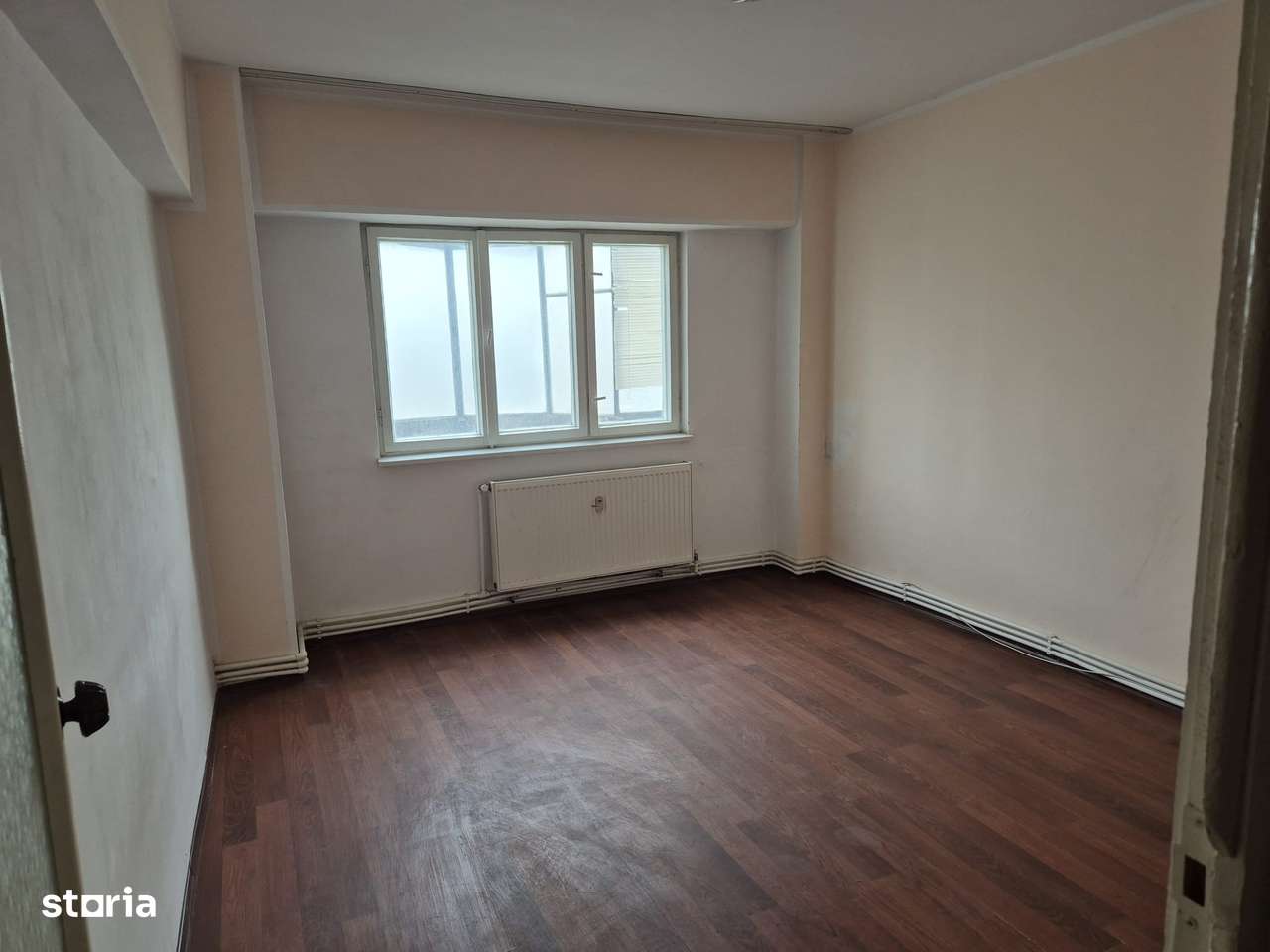 Apartament 2 camere, etaj 1 -  zona Baia Comunala, Galati-1
