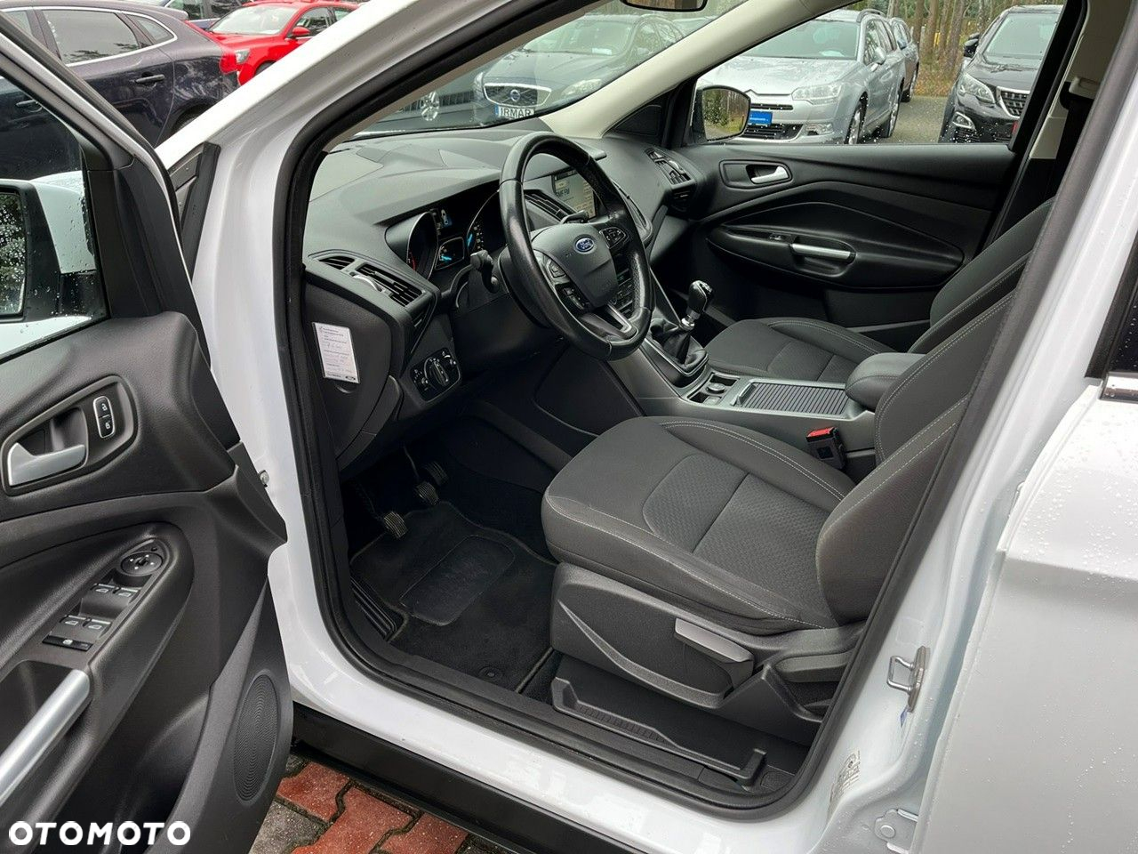 Ford Kuga 1.5 EcoBoost 2x4 SYNC - 11