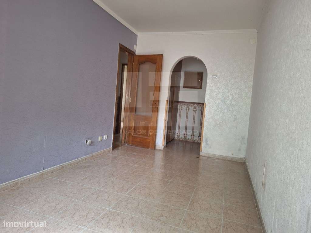 APARTAMENTO T2 - BENFICA _ RECUPERADO-8