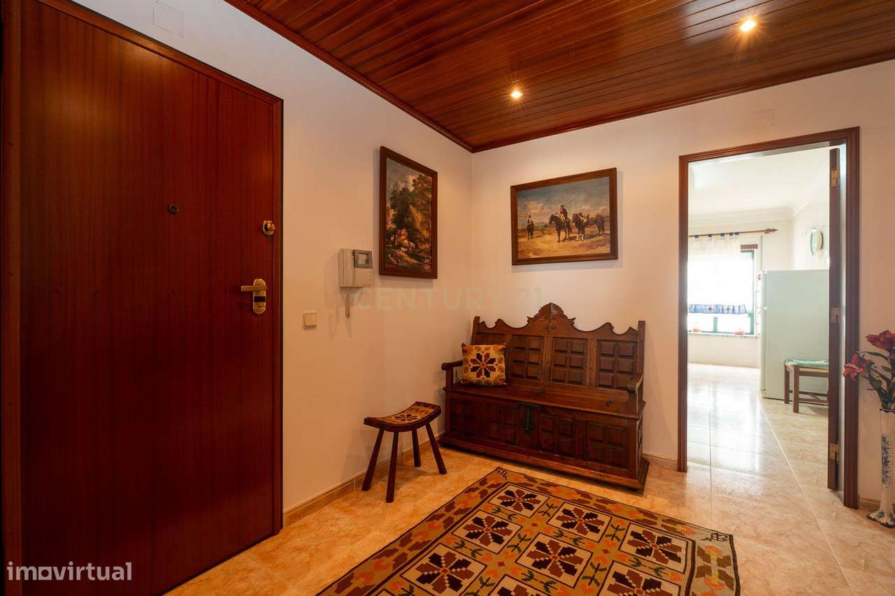 ** Excelente Apartamento T2 - Vista Rio - Centro do Montijo **-9